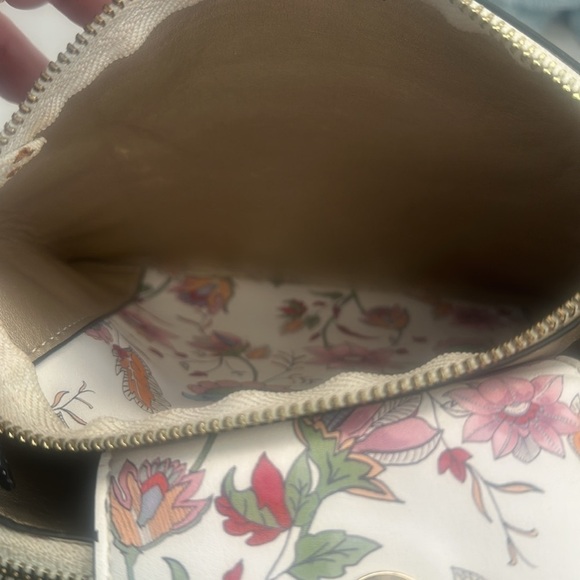 Nine West Floral Shoulder/Crossbody Purse Strap Three Section Zip Snap - Picture 8 of 10